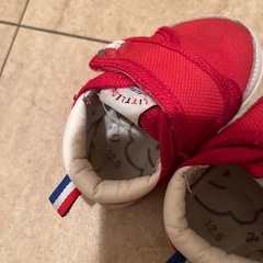 アカチャンホンポ　ベビーシューズ マジックテープ式　12センチの画像