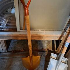 スコップ　アルミ2個　鉄1の画像