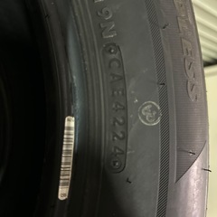 ブリヂストン　スタッドレスタイヤ　195/65R15の画像