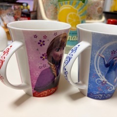【年内に処分します】アナと雪の女王　マグカップの画像