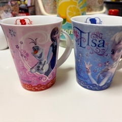 【年内に処分します】アナと雪の女王　マグカップの画像