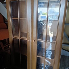 【訳あり】木目調　食器棚の画像