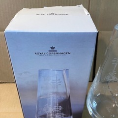 ロイヤルコペンハーゲンのダスティローズガラス花瓶の画像