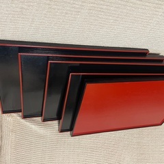 お正月のテーブルに　☆　長四角のお膳　34.5c28cm　5枚セット　☆　黒＋朱　両面使いできます　☆の画像