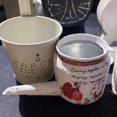 鉢とリメイク缶の画像