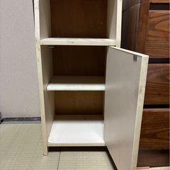 アンティーク　レトロ　電話台の画像