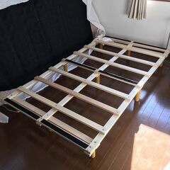 12/15月,22月　来てくださる方　セミダブルベッド　フレーム、マットレス分離タイプ　木製の画像