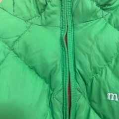 mont-bell リバーシブルダウンの画像