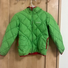 mont-bell リバーシブルダウンの画像