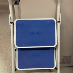 折りたたみ2段踏み台　IRIS OHYAMA アイリスオーヤマの画像