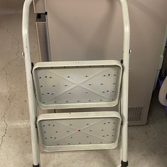 折りたたみ2段踏み台　IRIS OHYAMA アイリスオーヤマの画像