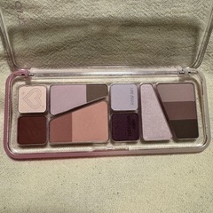 CLIO アイシャドウパレットの画像