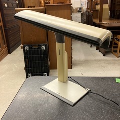 12/25まで店頭商品一部を除き半額クリスマスSALE!!開催中 M2512-064 TWINBIRD 卓上ライト ワーク ランプ 照明 2008年製 通電確認済み キズ汚れ有りの画像