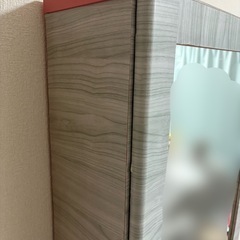 全身鏡付き本棚の画像