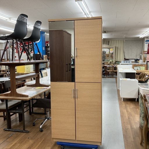 S234 ⭐ 株式会社サン シューズボックス 下駄箱 約20足収納可 ミラー付き 幅72cm USED 綺麗