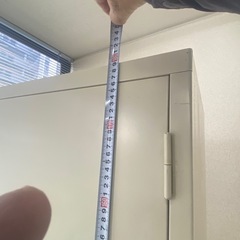 　値下げ　
スチールロッカー、書棚、両開　きれい 鍵2個付き の画像