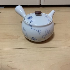 【ほぼ新品】 ♦有田焼♦ 一珍花うさぎ &湯呑みセットの画像