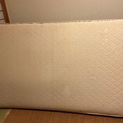 【無料】セミダブルスプリングマットレスお譲りします（早めに引き取り希望）の画像