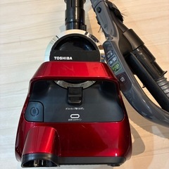 TOSHIBA サイクロン掃除機の画像