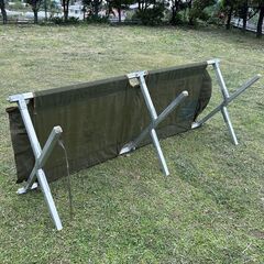 米軍　折りたたみベットの画像