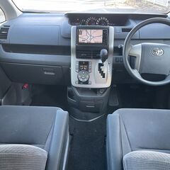 登録管轄内支払総額36万円 禁煙車 平成21年ヴォクシー 8人乗り 車検令和8年11月までの画像