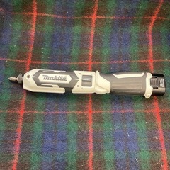 マキタ　充電式ペンインパクトドライバ TD022DSHXW makitaの画像