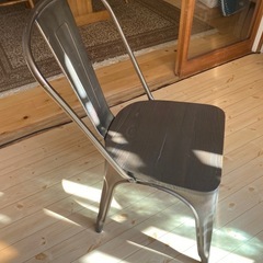 ヴィンテージデザインチェアの画像