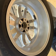 225/60R18 美品
 使用期間短い22年製 スタッドレスの画像