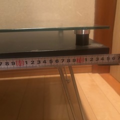 ガラステーブルの画像
