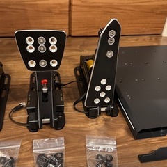 【美品】MOZA CRP ペダル 3ペダル ロードセル SimRacing ハンコンの画像