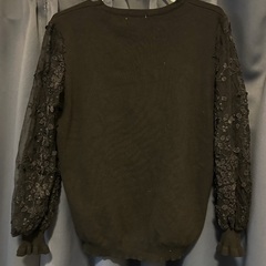 axes femme レーストップスの画像