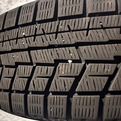 スタッドレスタイヤの画像