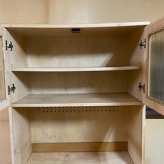食器棚の画像