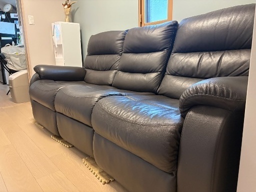【美品】ニトリ　電動リクライニングソファ 　3人用 （ビリーバ3）