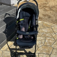 アップリカ　ベビーカーの画像