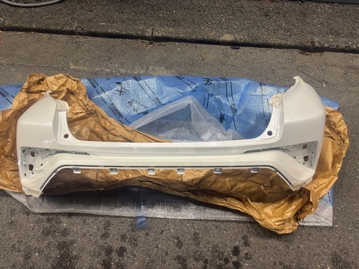 C-HR リアバンパー　新品未使用品