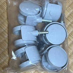 衣装ケースのキャスター①の画像