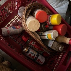 スプレー缶　各種の画像