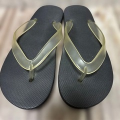 クリアストラップ ビーチサンダル トングサンダル 黒s23.5〜24の画像