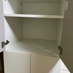 IKEA子供服棚の画像