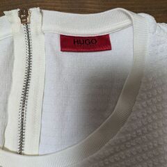 女性用半袖カットソー（Hugo Boss)の画像