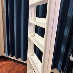 隙間ラックの画像