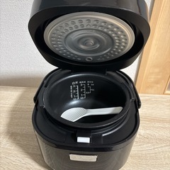 SHARP 炊飯器
の画像