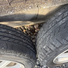 ダイハツ　純正　　　アルミホイール(タイヤ付)の画像