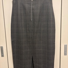 ZARAチェックタイトスカートMの画像