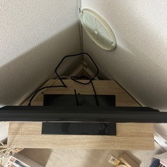 コーナーテレビボード　テレビ
台の画像