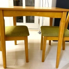 ニトリ ダイニングテーブル 3点セット テーブル チェアの画像