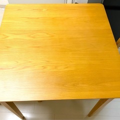 ニトリ ダイニングテーブル 3点セット テーブル チェアの画像