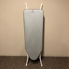 【パール金属】 シンプルピュアスタンド式アイロン台アルミコート H-3064の画像