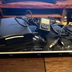 📺 東芝 REGZA 42型📺おまけ付き《HD、ブルーレイレコーダー》の画像